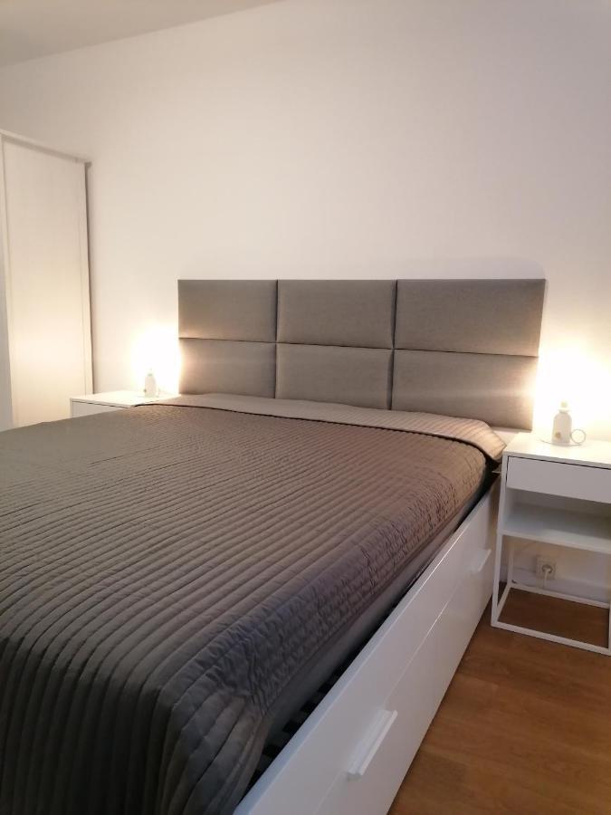 Stilvolle Wohnung An Der Alten Mainbruecke Βίρτσμπουργκ Εξωτερικό φωτογραφία